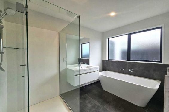 2/21 Blake's Road, Belfast